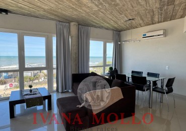 Departamento en alquiler temporal frente al mar para 4 personas