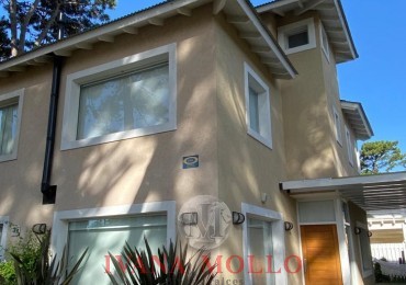 TRIPLEX 4 AMBIENTES EN VENTA - PINAMAR