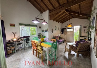 CASA A LA VENTA SOBRE LOTE MULTIFAMILIAR - PINAMAR 