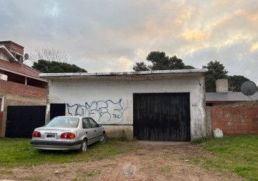 Galpon en venta en zona industrial de Pinamar lote multifamiliar