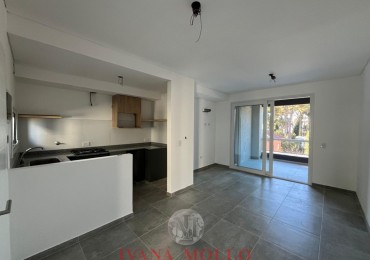 Departamento en venta 2 ambientes a estrenar en Pinamar con cochera 